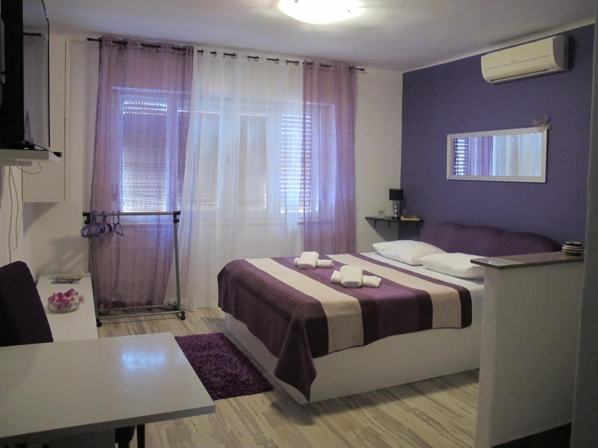 Rooms And Apartment Stambuk II Split Bagian luar foto